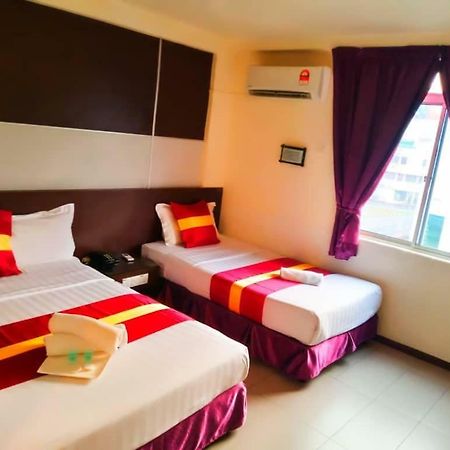 City Inn Kuching Buitenkant foto