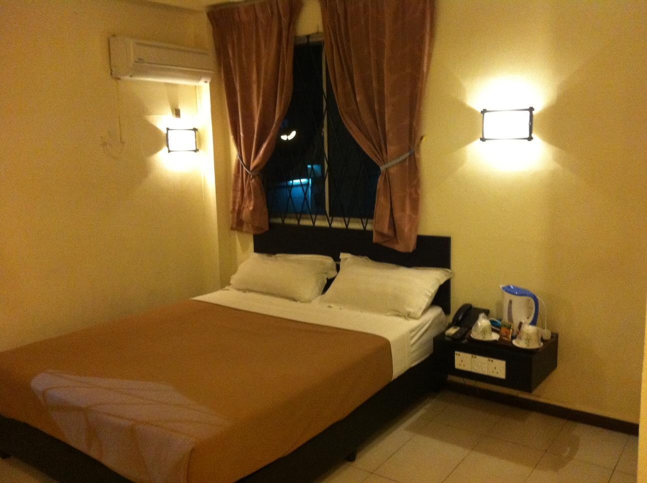 City Inn Kuching Buitenkant foto