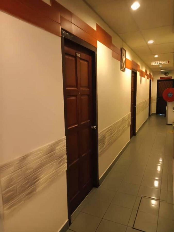 City Inn Kuching Buitenkant foto