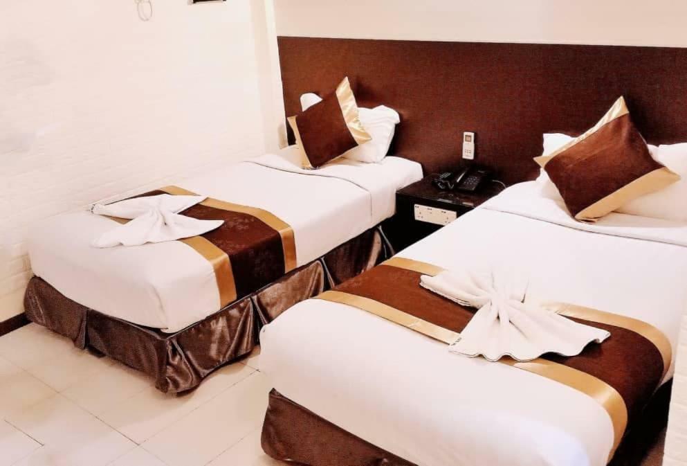 City Inn Kuching Buitenkant foto